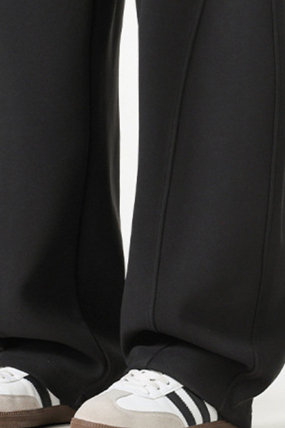 4c73bff2-74ee-4a73-a173-2a5779606e05-Max