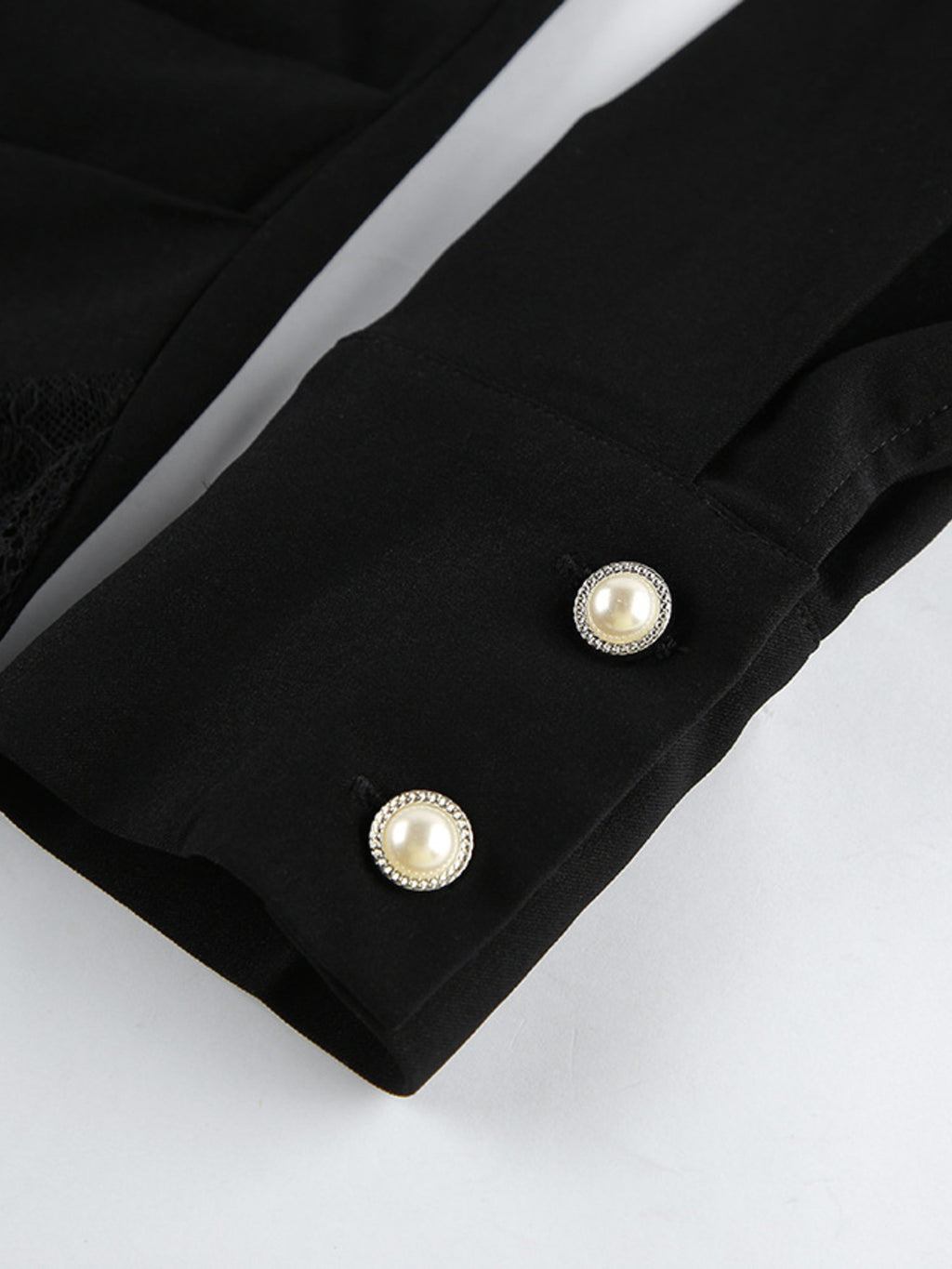 891e8181a66d4928b1aa8bba570589c8-Max